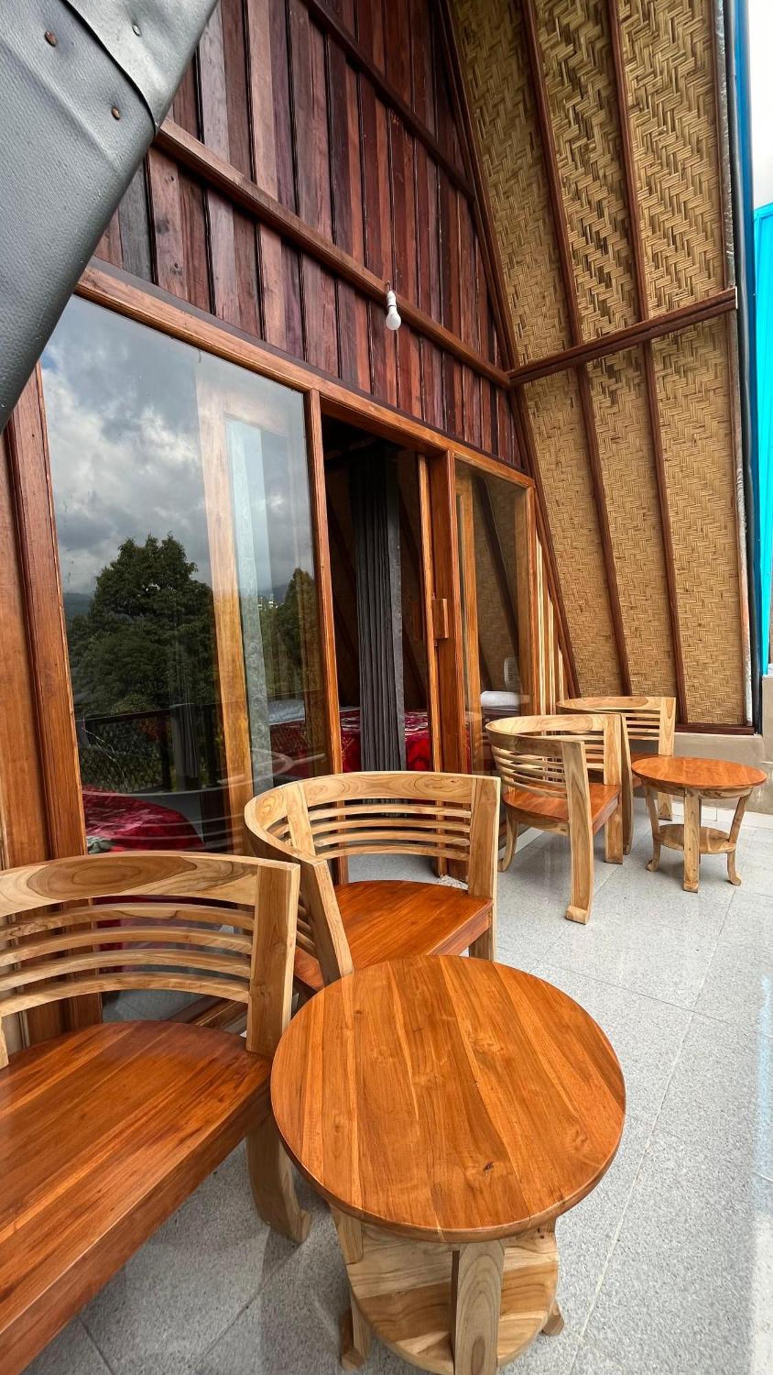 Munduk Puri Pilihani Hostel מראה חיצוני תמונה