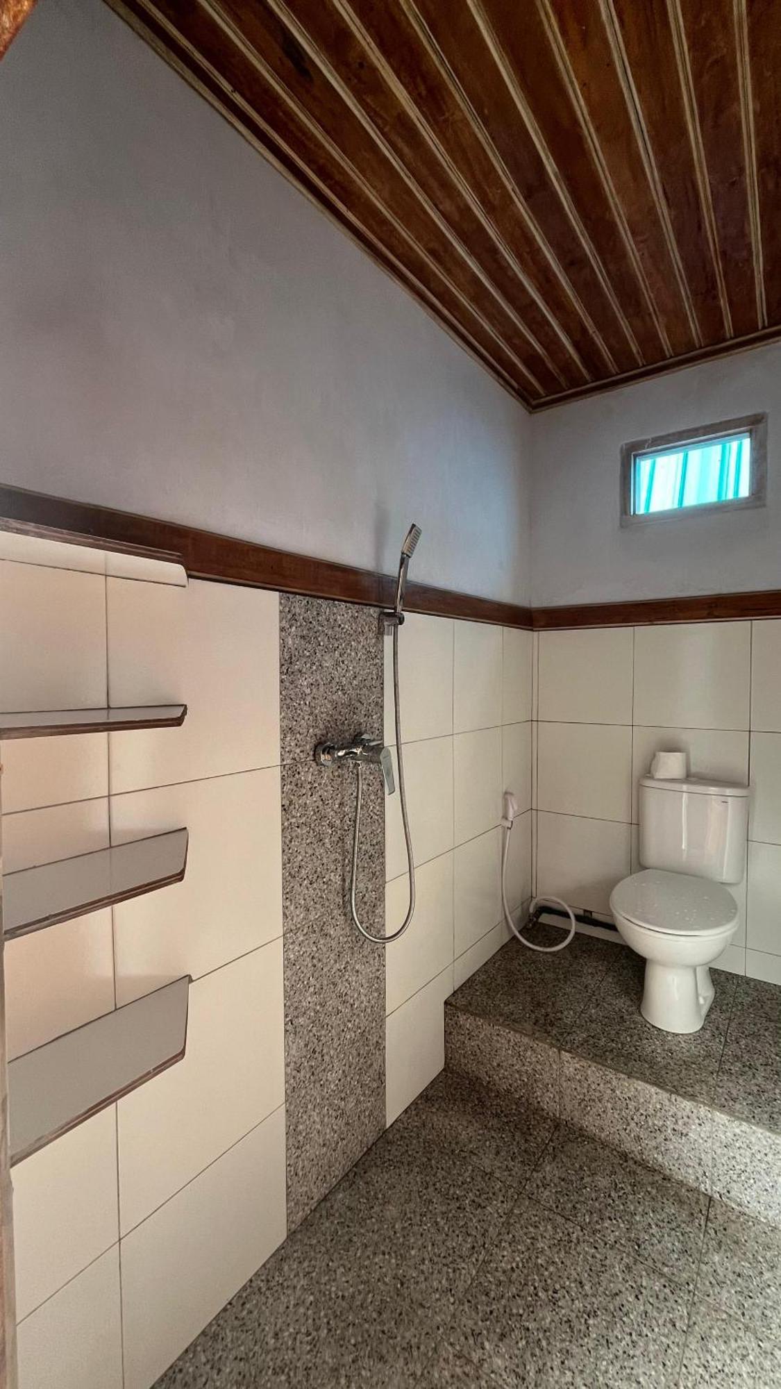 Munduk Puri Pilihani Hostel מראה חיצוני תמונה